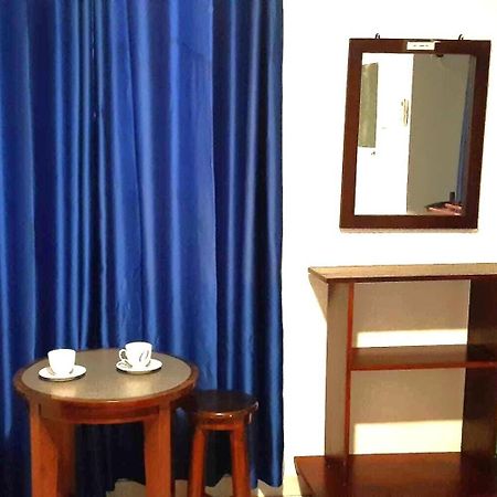 Lilly Rooms Kandy Exteriör bild
